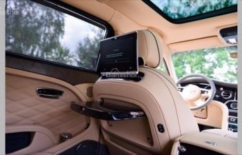 Bentley Mulsanne 2017 - Cần bán xe Bentley Mulsanne EWB đời 2017, nhập khẩu chính hãng