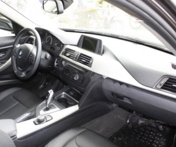 BMW 3 Series 320i 2012 - Cần bán xe BMW 3 Series 320i đời 2012, màu nâu, nhập khẩu nguyên chiếc