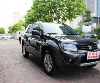 Suzuki Grand vitara 2.0 2017 - Bán Suzuki Grand vitara 2.0 đời 2017, màu xám, xe nhập