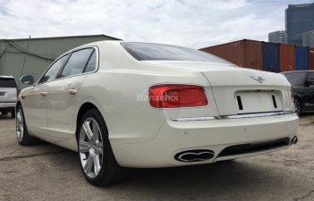 Bentley Continental 2016 - Bán xe Bentley Continental Flying Spur super đời 2016, màu trắng, nhập khẩu