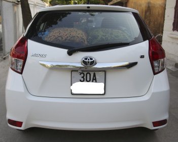 Toyota Yaris  1.3 AT  2014 - Bán xe Toyota Yaris 1.3 AT 2014, xe nữ sử dụng giữ gìn, máy móc êm ái, lốp còn đẹp