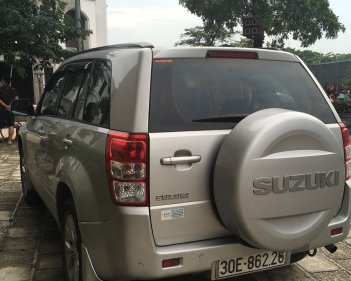 Suzuki Grand vitara  2.0 AT  2014 - Bán xe Suzuki Grand Vitara 2014, màu ghi, số tự động, đã đi 7,5 vạn, xe đứng tên công ty biển đẹp