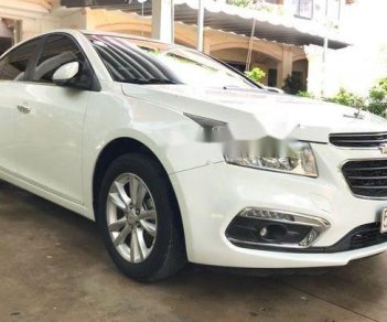 Chevrolet Cruze  LT 2016 - Bán Chevrolet Cruze LT năm sản xuất 2016, màu trắng 