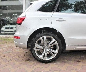 Audi Q5 2004 - Bán Audi Q5 sản xuất 2004, màu bạc