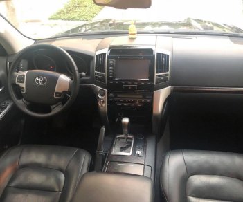 Toyota Land Cruiser VX 2015 - Bán xe Toyota Land Cruiser sản xuất 2015 màu đen, giá tốt, xe nhập