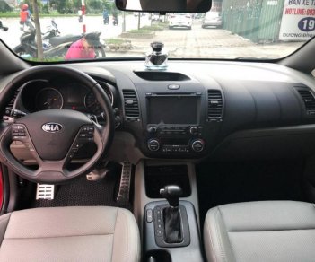 Kia K3 2016 - Bán Kia K3 đời 2016, màu đỏ, 588tr