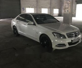 Mercedes-Benz C class 2011 - Bán Mercedes sản xuất năm 2011, màu trắng số tự động giá cạnh tranh