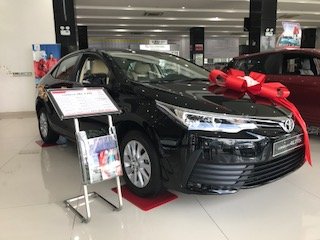 Toyota Corolla 1.8E CVT 2018 - Bán xe Altis 1.8E CVT, khuyến mãi 45tr, đủ màu giao ngay