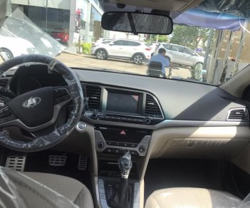 Hyundai Elantra 1.6AT 2018 - Bán Elantra 1.6 AT- đẹp, bền, sang, tiết kiệm nhiên liệu