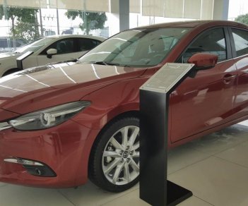 Mazda 3 2018 - Bán xe Mazda 3 2018, có đủ màu, xe giao ngay. LH: 0938903936