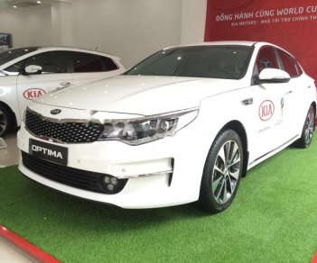 Kia Optima 2.0 AT 2018 - Bán Kia Optima GAT sản xuất năm 2018, màu trắng, giá 789tr