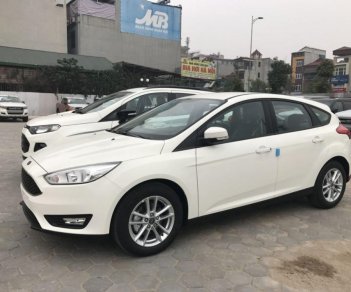 Ford Focus  Trend 2018 - Bán xe Ford Focus Trend 5 cửa giá tốt. Liên hệ 0935.389.404 - Đà Nẵng Ford