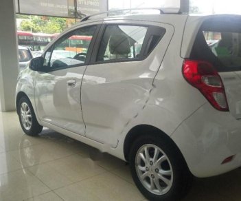 Chevrolet Spark LT 1.2 MT 2018 - Bán Chevrolet Spark LT 1.2 MT 2018, màu trắng, giá 389tr