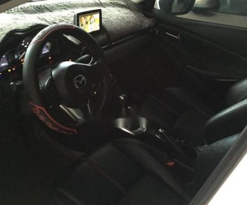 Mazda 2 2016 - Bán Mazda 2 2016, màu trắng, 490tr