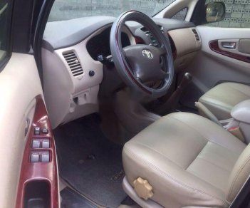 Toyota Innova 2006 - Cần bán Toyota Innova đời 2006, màu đen, 328 triệu