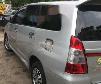 Toyota Innova 2016 - Cần bán xe Toyota Innova đời 2016, giá chỉ 620 triệu