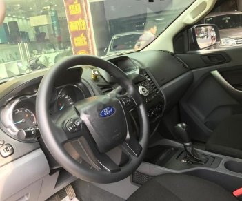 Ford Ranger XLS 2017 - Bán Ford Ranger XLS năm sản xuất 2017, màu đen, nhập khẩu nguyên chiếc như mới