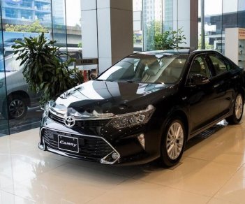 Toyota Camry 2.5Q 2018 - Bán ô tô Toyota Camry 2.5Q đời 2018, màu đen