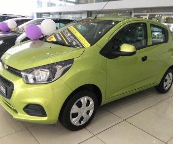 Chevrolet Spark LS 2018 - Cần bán Chevrolet Spark LS sản xuất năm 2018, màu xanh, 319tr