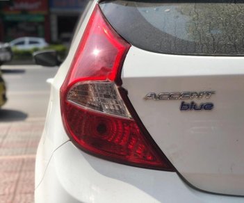 Hyundai Accent 1.4 AT 2015 - Bán Hyundai Accent 1.4 AT năm 2015, màu trắng, nhập khẩu Hàn Quốc
