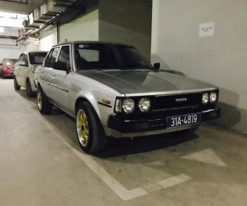 Toyota Corolla Corolla 1989 - Bán ô tô Toyota Corolla Corolla đời 1981, màu bạc, xe nhập, giá tốt