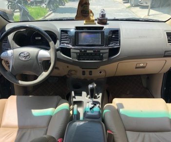 Toyota Fortuner 2013 - Bán Toyota Fortuner năm sản xuất 2013, màu đen  