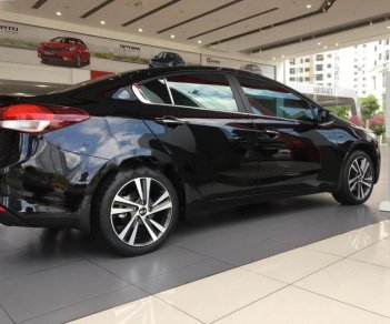 Kia Cerato 2.0 AT 2018 - Bán xe Kia Cerato 2.0 AT đời 2018, màu đen