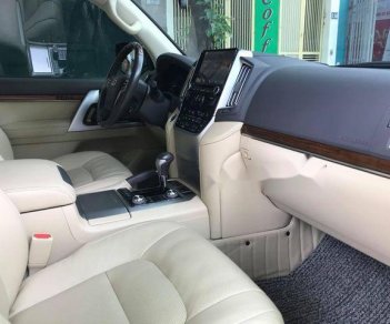 Toyota Land Cruiser 2016 - Cần bán Toyota Land Cruiser sản xuất năm 2016, màu đen