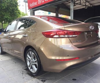 Hyundai Elantra 2.0 AT 2016 - Bán Hyundai Elantra GLS 2.0AT năm sản xuất 2016, màu nâu