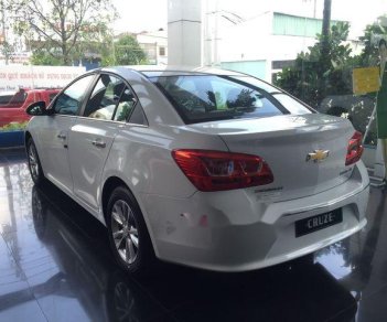 Chevrolet Cruze 2018 - Bán ô tô Chevrolet Cruze đời 2018, màu trắng, 589tr