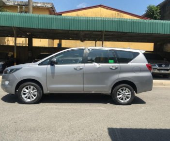 Toyota Innova 2.0E 2018 - Bán Toyota Innova 2.0E đời 2018, màu bạc, giá chỉ 743 triệu