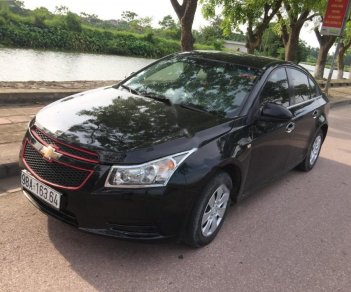 Chevrolet Cruze 2010 - Bán Chevrolet Cruze sản xuất 2010, màu đen xe gia đình