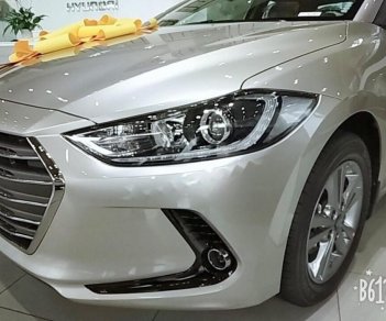 Hyundai Elantra 1.6 AT 2018 - Bán ô tô Hyundai Elantra 1.6 AT sản xuất 2018, màu bạc