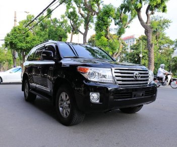 Toyota Land Cruiser VX 2015 - Bán xe Toyota Land Cruiser VX, sản xuất 2015 màu đen giá tốt