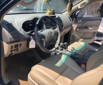 Toyota Fortuner 2013 - Bán Toyota Fortuner năm sản xuất 2013, màu đen  