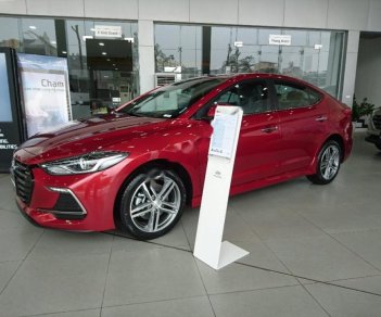 Hyundai Elantra Sport 1.6 AT 2018 - Bán Hyundai Elantra 1.6AT Sport sản xuất 2018, màu đỏ 