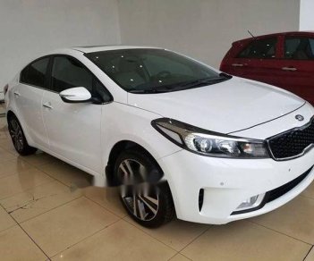 Kia Cerato 2018 - Bán ô tô Kia Cerato đời 2018, màu trắng 