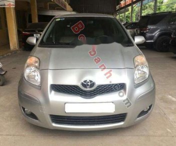 Toyota Yaris 2011 - Cần bán lại xe Toyota Yaris năm sản xuất 2011, màu bạc như mới, giá chỉ 425 triệu