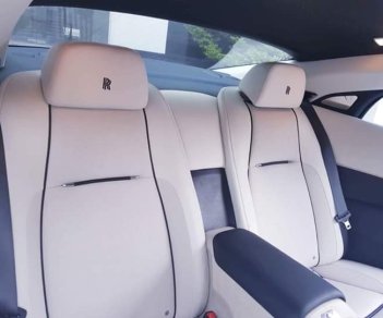 Rolls-Royce Wraith 2016 - Cần bán gấp Rolls-Royce Wraith sản xuất 2016, màu trắng xe nhập