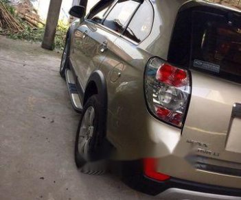 Chevrolet Captiva  MT   2010 - Bán nhanh Chevrolet Captiva MT 2010, xe gia đình