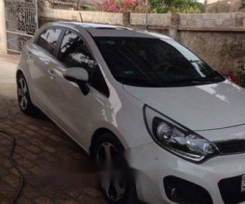 Kia Rio 2013 - Gia đình bán Kia Rio 2013, màu trắng  