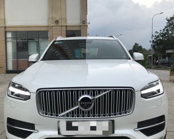 Volvo XC90   AT  2016 - Cần bán Volvo XC90 AT đời 2016, màu trắng, xe nhập như mới