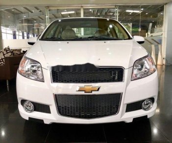 Chevrolet Aveo MT 2018 - Bán xe Chevrolet Aveo MT năm sản xuất 2018, màu trắng 