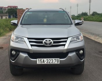 Toyota 4 Runner   2.4 MT  2017 - Cần bán lại xe Toyota 4 Runner 2.4 MT sản xuất 2017, màu bạc, xe nhập