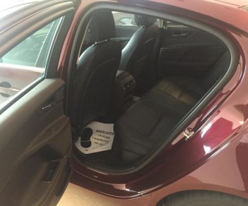 Jaguar XE Portfolio 2016 - Cần bán Jaguar XE Portfolio đời 2017, màu đỏ, xe nhập