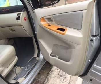 Toyota Innova G 2009 - Bán Toyota Innova G sản xuất 2009, màu bạc, giá chỉ 389 triệu