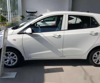 Hyundai i10 2018 - Bán xe Hyundai i10 sản xuất 2018, màu trắng, xe nhập, giá tốt