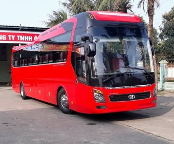 Hino UNIVERSE K47 2018 - Bán xe ô tô khách Hồng Hà, xe ô tô khách 47 chỗ đời 2018. Xe khách máy Hino