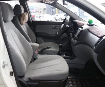 Hyundai Avante 1.6MT 2016 - Bán Hyundai Avante 1.6MT đời 2016, màu trắng, giá tốt