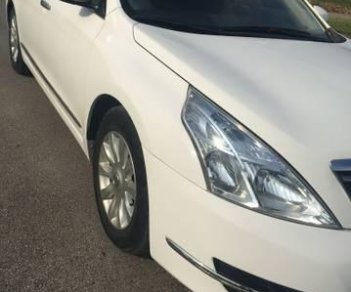 Nissan Teana 2010 - Bán xe Nissan Teana năm sản xuất 2010, màu trắng như mới, giá chỉ 495 triệu